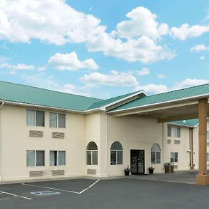 Super 8 By Wyndham Green River